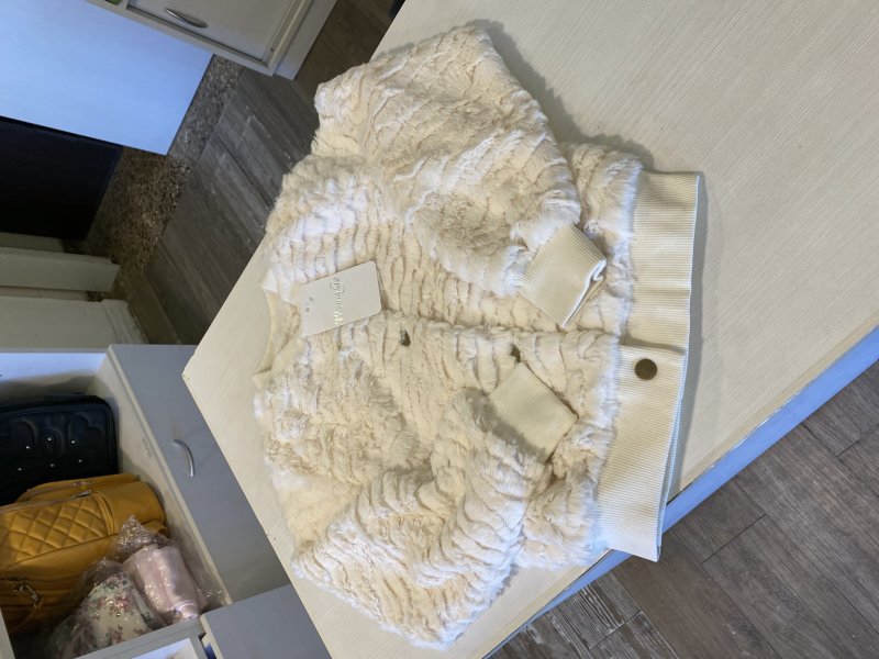 Campera Piel de abrigo natural, ropa infantil en Ardillas Córdoba